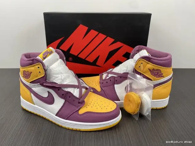 Brotherhood 555088-706 Air Jordan OG 1 High 0517